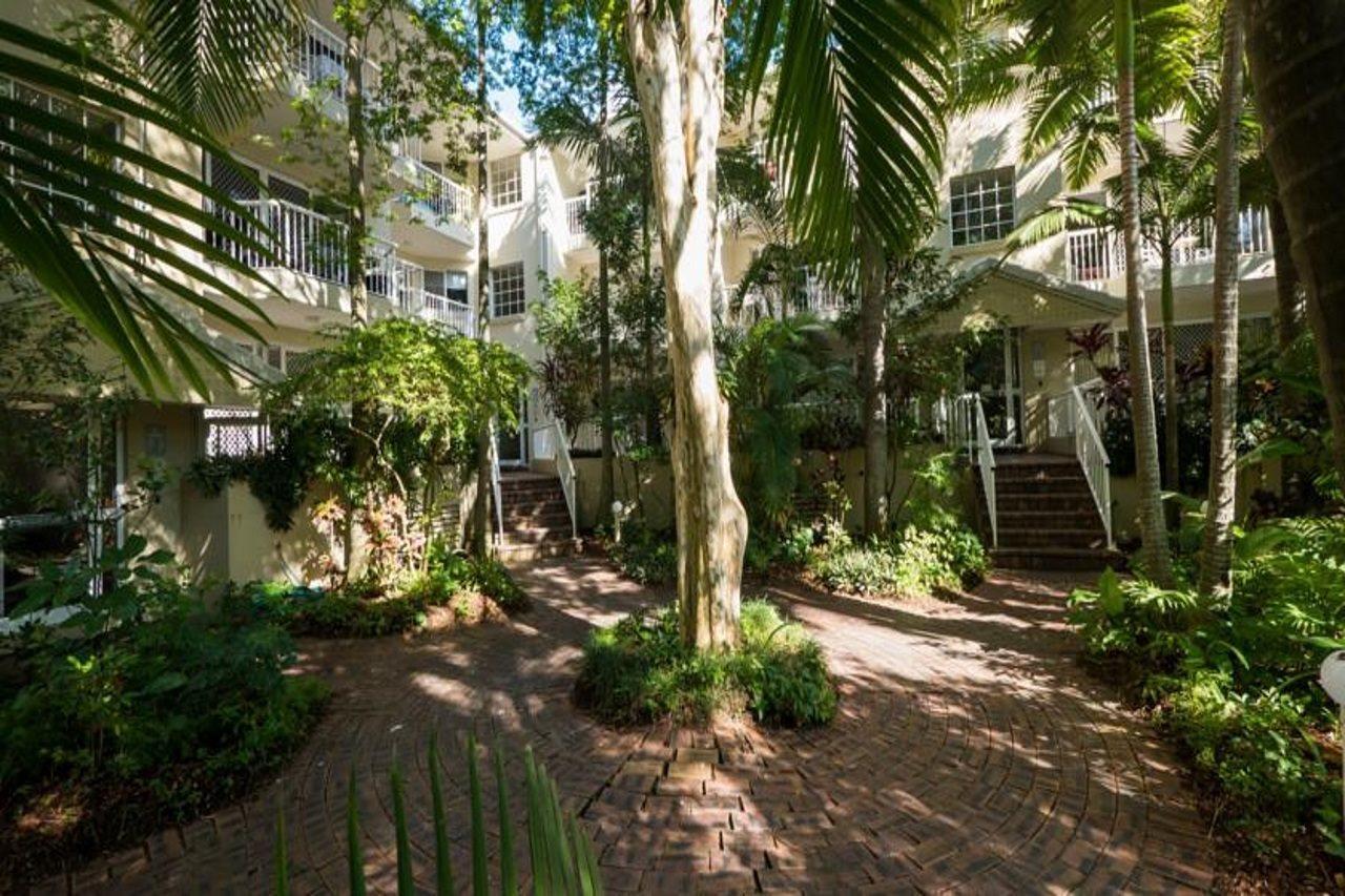 Surfers Tropique Holiday Apartments 黄金海岸 外观 照片